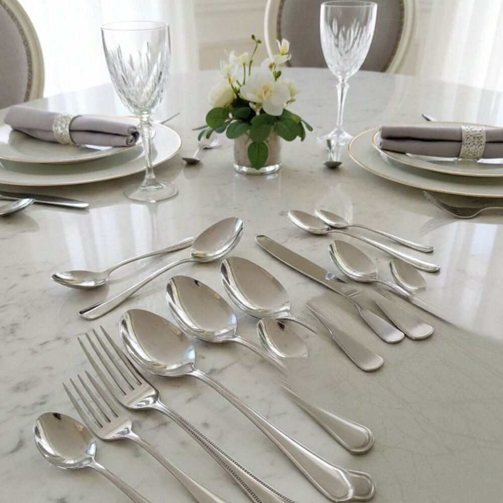 Oneida Fine Silver Flatware Set of 21 Pc with 2 Large Serving Spoons